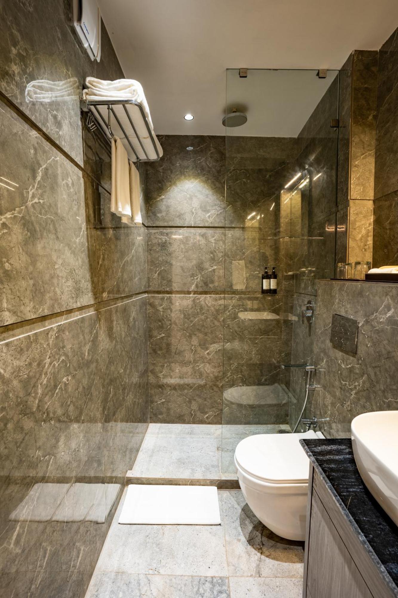 Regenta Place Raaj Agra, Tajganj Агра Экстерьер фото